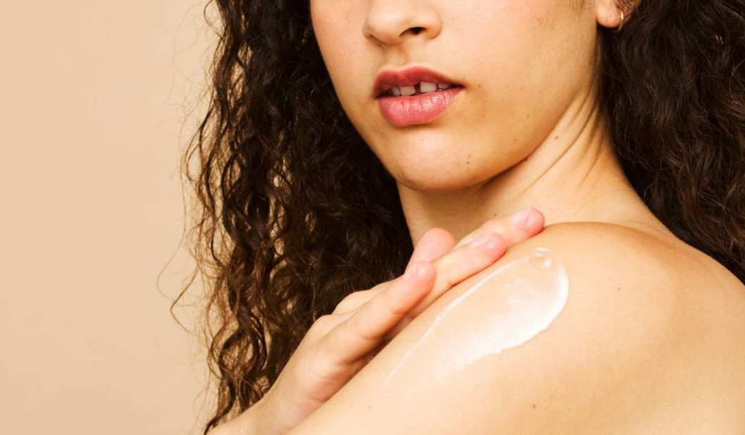 Rekomendasi-Body-Lotion-Marina-untuk-Memutihkan-Kulit