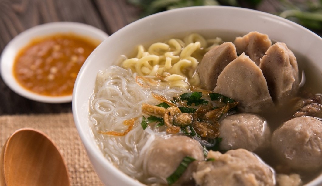 Bahan-dan-Cara-Membuat-Kuah-Bakso-Sapi